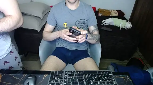 bossking017 online show from February 2025 04:35:01 AM