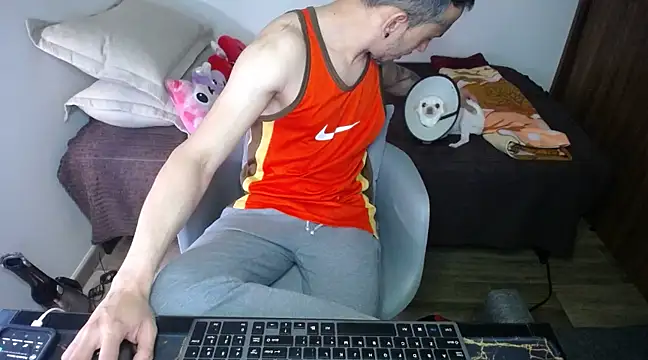 bossking017 online show from March 2025 03:16:02 PM