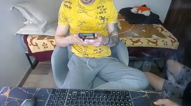 bossking017 online show from March 2025 12:33:02 PM