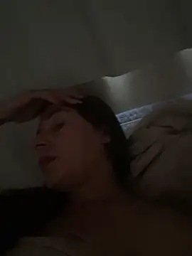 Snapshot of Isabelaa_ chatting on February 2026 06:22:02 PM Isabelaa online show from February 2026 06:22:02 PM