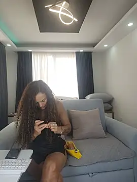 evasweett   online show from July 2026 06:25:02 PM