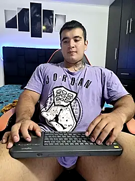 Snapshot of thiago__cp01 chatting on October 2025 06:34:01 AM thiago  cp01 online show from October 2025 06:34:01 AM