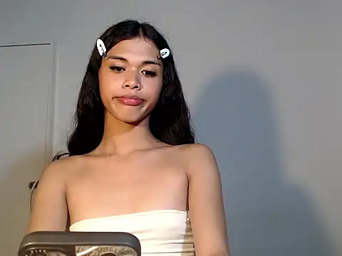 Snapshot of urcurlydiva chatting on November 2025 05:46:02 PM urcurlydiva online show from November 2025 05:46:02 PM