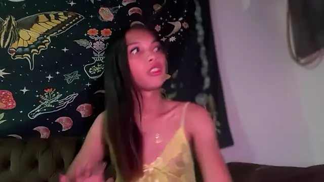 Snapshot of Simi_Ipit chatting on January 2026 07:26:01 PM Simi Ipit online show from January 2026 07:26:01 PM