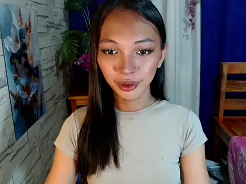 Snapshot of Simi_Ipit chatting on July 2026 12:56:02 PM Simi Ipit online show from July 2026 12:56:02 PM