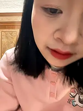 Daisy018 online show from December 2025 02:17:02 AM