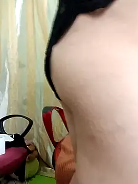 Mizzu-mi online show from November 2025 02:06:01 PM