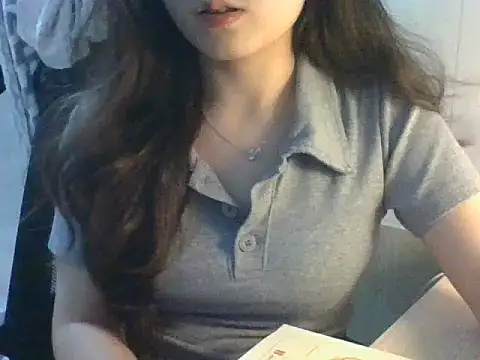 Snapshot of Linzly chatting on September 2025 04:21:02 PM Linzly online show from September 2025 04:21:02 PM