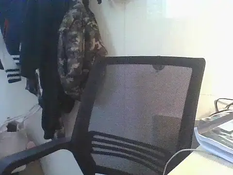 Linzly online show from November 2025 02:43:02 AM