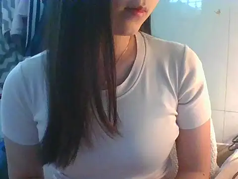 Snapshot of Linzly chatting on January 2026 02:48:02 AM Linzly online show from January 2026 02:48:02 AM