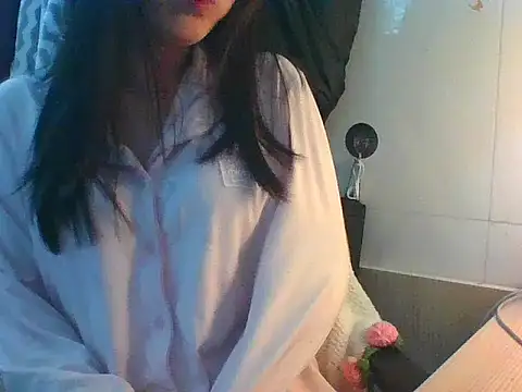 Snapshot of Linzly chatting on February 2026 08:43:01 AM Linzly online show from February 2026 08:43:01 AM