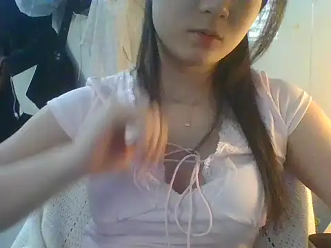 Linzly online show from April 2026 02:34:02 AM