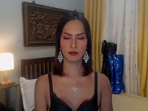 Nathalieheartt online show from November 2025 02:11:02 AM