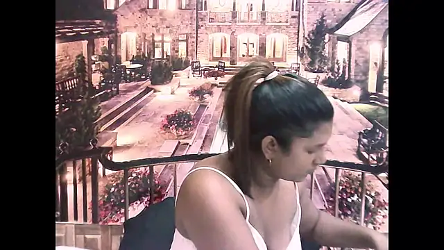 Snapshot of IndianChocolatepie4u chatting on September 2025 05:29:01 AM IndianChocolatepie4u online show from September 2025 05:29:01 AM