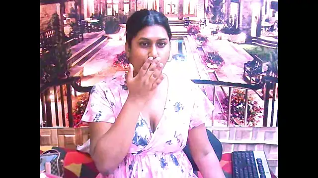 Snapshot of IndianChocolatepie4u chatting on October 2025 05:37:01 AM IndianChocolatepie4u online show from October 2025 05:37:01 AM