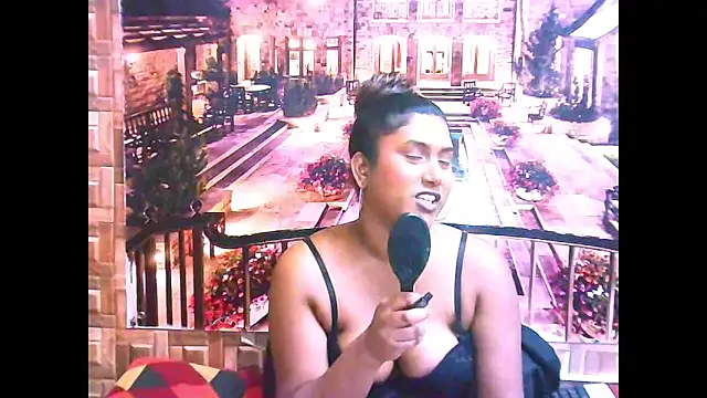 Snapshot of IndianChocolatepie4u chatting on October 2025 07:00:02 AM IndianChocolatepie4u online show from October 2025 07:00:02 AM