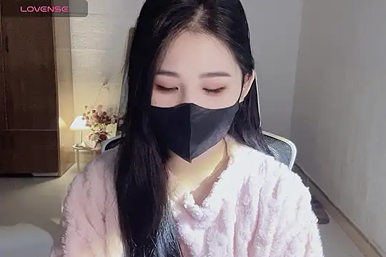    Daisy    online show from January 2026 04:01:01 PM