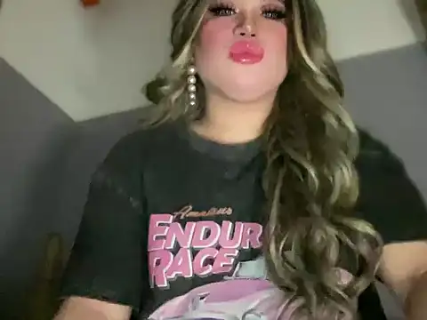 Snapshot of Naughtyrosecum chatting on September 2025 12:27:01 PM Naughtyrosecum online show from September 2025 12:27:01 PM