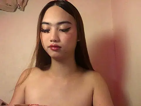 Kiah Wyatt online show from November 2025 06:46:02 AM