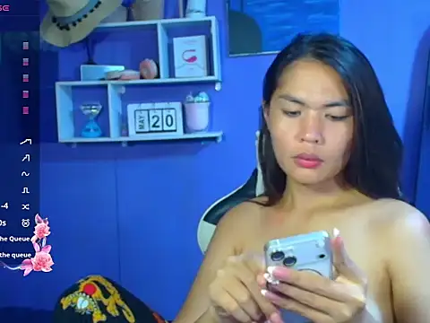 Snapshot of urgirljane chatting on May 2026 05:52:01 PM urgirljane online show from May 2026 05:52:01 PM
