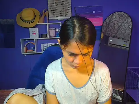 urgirljane online show from June 2026 02:35:01 AM
