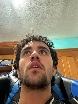 aavrdvh33 online show from December 2025 01:55:01 AM