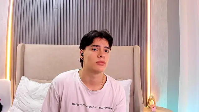 BenitoSaenz online show from November 2025 10:36:01 AM