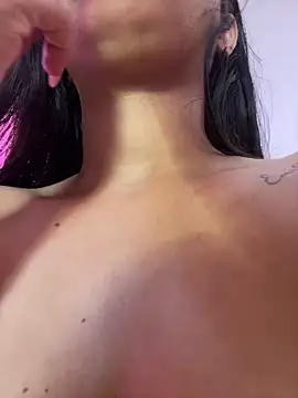 Luna 20x online show from April 2026 06:41:01 PM