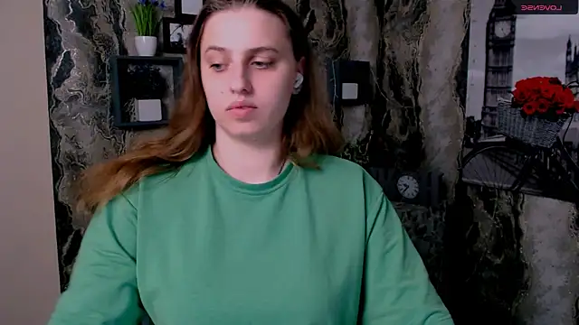 Snapshot of AmandaDimond_ chatting on April 2026 09:08:01 AM AmandaDimond online show from April 2026 09:08:01 AM