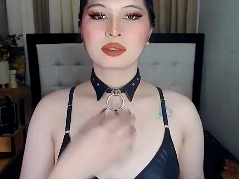 NaomiSmall online show from September 2025 08:49:02 AM