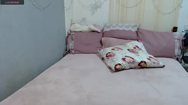 Snapshot of Sasha_cherry chatting on September 2025 12:16:01 PM Sasha cherry online show from September 2025 12:16:01 PM