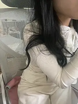 Snapshot of Mina048 chatting on February 2026 09:52:02 AM Mina048 online show from February 2026 09:52:02 AM