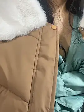 Snapshot of Mina048 chatting on February 2026 09:57:02 PM Mina048 online show from February 2026 09:57:02 PM