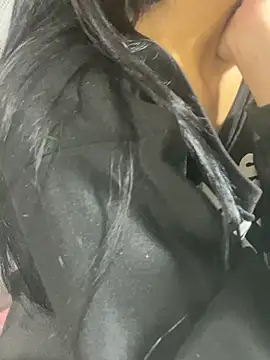 Snapshot of Mina048 chatting on February 2026 11:47:02 PM Mina048 online show from February 2026 11:47:02 PM