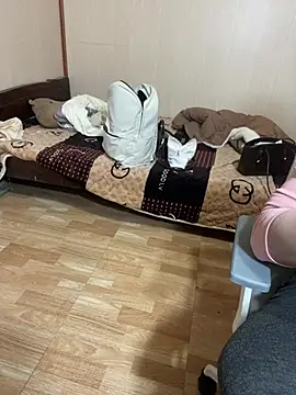 Snapshot of Mina048 chatting on February 2026 07:10:02 AM Mina048 online show from February 2026 07:10:02 AM