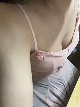 Mina048 online show from April 2026 06:19:01 AM