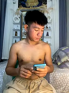 Snapshot of xshyboyx chatting on September 2025 03:21:01 AM xshyboyx online show from September 2025 03:21:01 AM