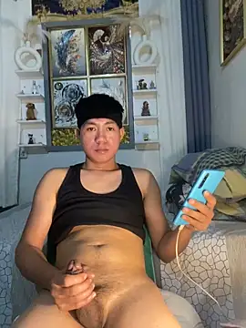 Snapshot of xshyboyx chatting on September 2025 03:10:01 AM xshyboyx online show from September 2025 03:10:01 AM