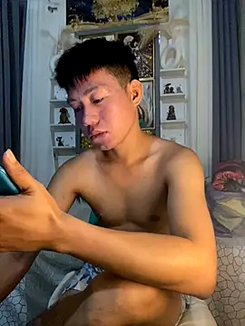 Snapshot of xshyboyx chatting on September 2025 03:56:01 AM xshyboyx online show from September 2025 03:56:01 AM