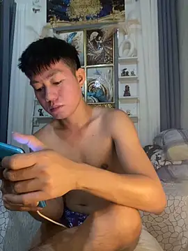 Snapshot of xshyboyx chatting on October 2025 03:34:02 AM xshyboyx online show from October 2025 03:34:02 AM