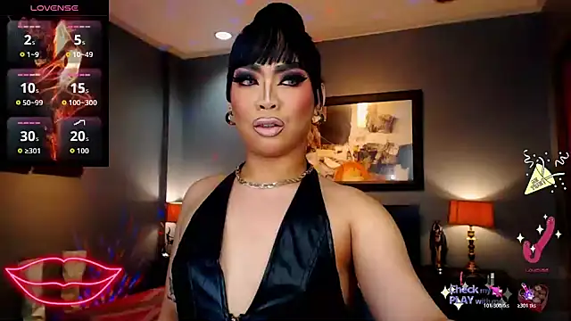 FridaHumphrey online show from November 2025 06:08:02 PM