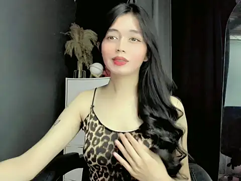 LexiLove online show from October 2025 01:18:01 PM