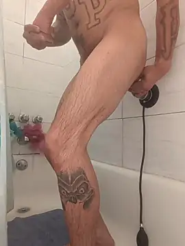 Cnutt310 online show from April 2026 12:49:02 AM