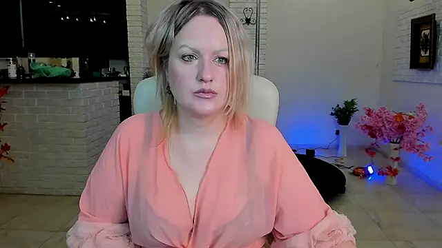 MariemLui online show from November 2025 03:03:02 PM