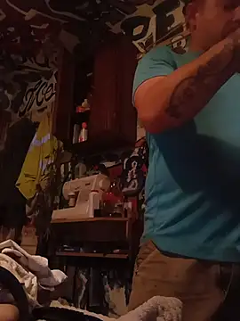 Snapshot of Twoslipperywhenwett chatting on November 2025 12:09:01 AM Twoslipperywhenwett online show from November 2025 12:09:01 AM