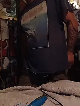 Snapshot of Twoslipperywhenwett chatting on November 2025 08:52:02 PM Twoslipperywhenwett online show from November 2025 08:52:02 PM