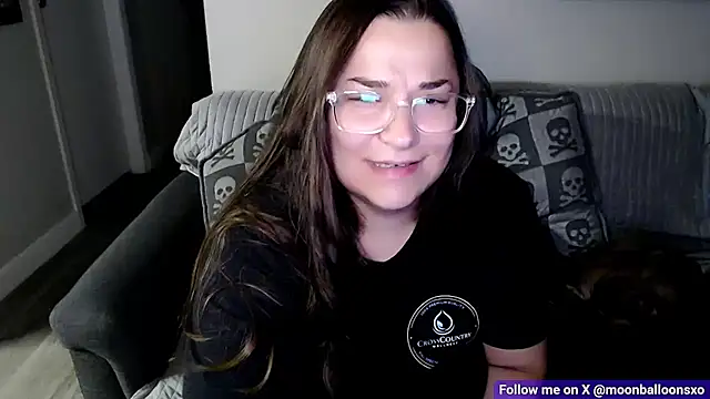 MoonBalloons online show from November 2025 03:42:02 AM