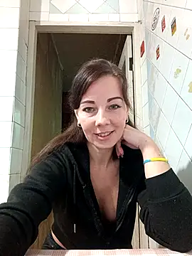 Adeline3302 online show from October 2025 01:57:02 PM