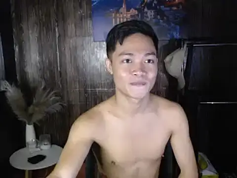 hotzachery online show from December 2025 04:19:01 AM