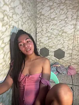 Snapshot of youryummybaby chatting on May 2026 12:37:02 PM youryummybaby online show from May 2026 12:37:02 PM